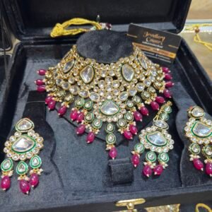 Kundan jewellery
